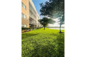 7725  Yardley Dr   212, Fort Lauderdale, FL 33321 Sold 11/02/22