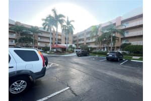 7725  Yardley Dr   212, Fort Lauderdale, FL 33321 Sold 11/02/22