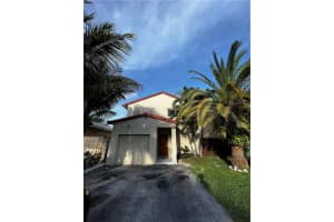 915 SE 13th Rd, Homestead, FL 33035 Sold 12/28/22