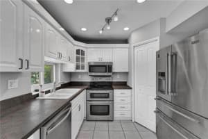 3710 NW 6th Ave, Deerfield Beach, FL 33064 Sold 09/08/22