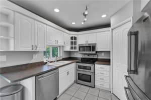 3710 NW 6th Ave, Deerfield Beach, FL 33064 Sold 09/08/22