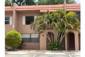 28 W Laredo Pl   28, Davie, FL 33324 Sold 10/24/22