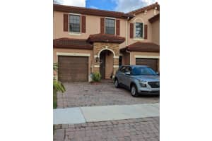 346 NE 37th Ave   346, Homestead, FL 33033 Sold 09/06/22