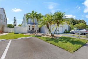 1151 SW 110th Ln, Davie, FL 33324 Sold 08/17/22