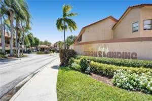 11242 SW 11th St   11242, Pembroke Pines, FL 33025 Sold 09/16/22