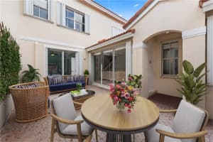 1610  Weeping Willow Way, Hollywood, FL 33019 Sold 11/18/22