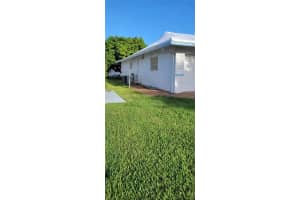 7423 NW 70th Ave, Tamarac, FL 33321 Sold 10/28/22