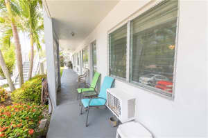 1920 NE 51st Ct   103, Fort Lauderdale, FL 33308 Sold 10/10/22