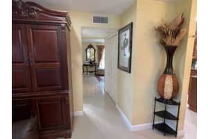 92  Ann Lee Ln   92, Tamarac, FL 33319 Sold 08/31/22