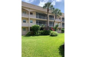 581  Blue Heron Drive   213, Hallandale Beach, FL 33009 Sold 08/30/22