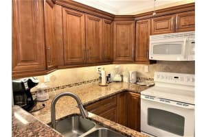 5681 SW 2nd Ct   117, Margate, FL 33068 Sold 09/21/22