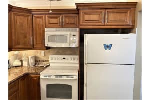 5681 SW 2nd Ct   117, Margate, FL 33068 Sold 09/21/22