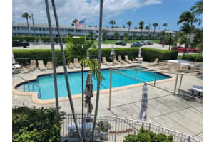 900  Atlantic Shores Blvd   132, Hallandale Beach, FL 33009 Sold 12/06/22