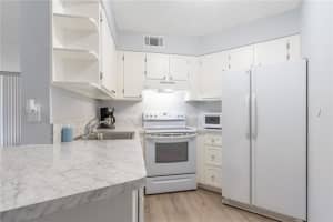 213  Lake Pointe Dr   106, Oakland Park, FL 33309 Sold 08/22/22