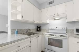 213  Lake Pointe Dr   106, Oakland Park, FL 33309 Sold 08/22/22