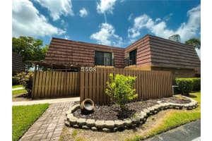 5508 NW 59th Pl   5508, Tamarac, FL 33319 Sold 08/22/22