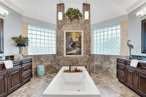 6533 NW 99th Ln, Parkland, FL 33076, Sold 11/28/22