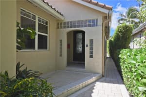 629  Poinciana Drive, Fort Lauderdale, FL 33301 Sold 10/31/22