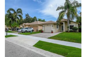16523  Sapphire St, Weston, FL 33331 Sold 11/29/22