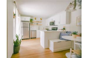 732  99th Circle   732, Plantation, FL 33324 Sold 08/12/22