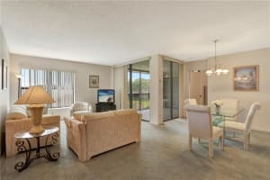 8665 Boca Glades Blvd, Boca Raton, FL 33434, Sold 09/29/22