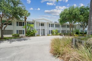 2191 NE 68th St APT 426, Fort Lauderdale, FL 33308, Sold 08/31/22