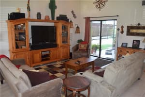 10015 NW 71st Ct, Tamarac, FL 33321 Sold 09/20/22