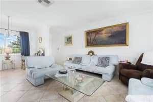 3030 NE 5th Ter   11, Wilton Manors, FL 33334 Sold 09/16/22