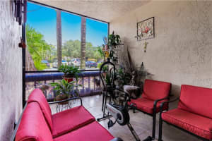 750 NE 199th St   101H, Miami, FL 33179 Sold 09/06/22