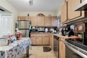 750 NE 199th St   101H, Miami, FL 33179 Sold 09/06/22