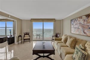 1051  Hillsboro Mile   805e, Hillsboro Beach, FL 33062 Sold 11/15/22