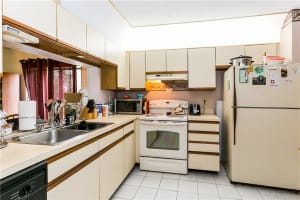 9370 NW 49th Pl, Sunrise, FL 33351, Sold 12/30/22