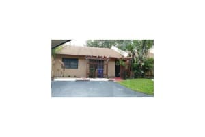 1643 NW 96th Ave, Pembroke Pines, FL 33024, Sold 09/16/22