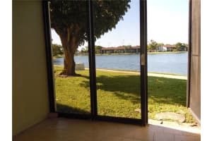 214 Lake Pointe Dr APT 106, Oakland Park, FL 33309, Sold 09/09/22