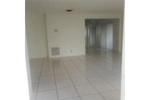 6611 Winfield Blvd #110b, Margate, FL 33063, Sold 09/19/22