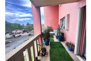 900 River Reach Dr APT 311, Fort Lauderdale, FL 33315, Sold 09/13/22