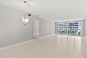 5750  Collins Ave   4H, Miami Beach, FL 33140 Sold 09/30/22