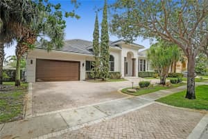5690  Oaktree Ave, Fort Lauderdale, FL 33312 Sold 10/14/22