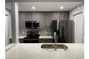 900 River Reach Dr, Fort Lauderdale, FL 33315, Sold 11/28/22