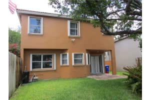 387 NW 107th Ave, Pembroke Pines, FL 33026, Sold 09/30/22