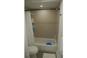 393 W Laurel Dr, Margate, FL 33063, Sold 09/28/22