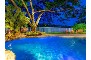 780 Verona Lake Dr, Weston, FL 33326, Sold 10/26/22