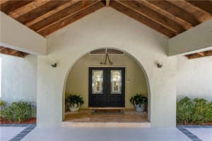 2740 SW 117th Ave, Davie, FL 33330, Sold 08/26/22