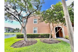8060 N Nob Hill Rd APT 102, Tamarac, FL 33321, Sold 09/17/22