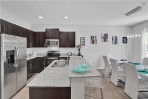 156 SW 7th Ct, Pompano Beach, FL 33060, Sold 09/13/22