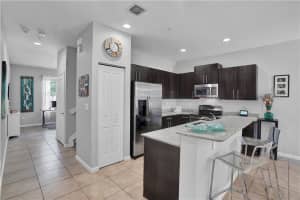 156 SW 7th Ct, Pompano Beach, FL 33060, Sold 09/13/22