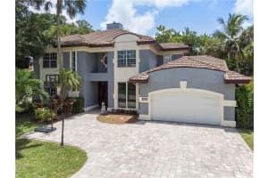 3640 High Pine Dr, Coral Springs, FL 33065, Sold 10/13/22