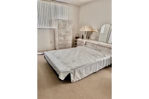 1800 N Lauderdale Ave, North Lauderdale, FL 33068, Sold 10/17/22