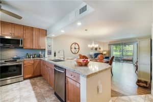 4960 E Sabal Palm Blvd APT 114, Tamarac, FL 33319, Sold 09/15/22