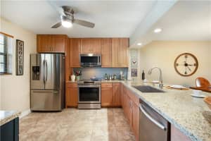 4960 E Sabal Palm Blvd APT 114, Tamarac, FL 33319, Sold 09/15/22